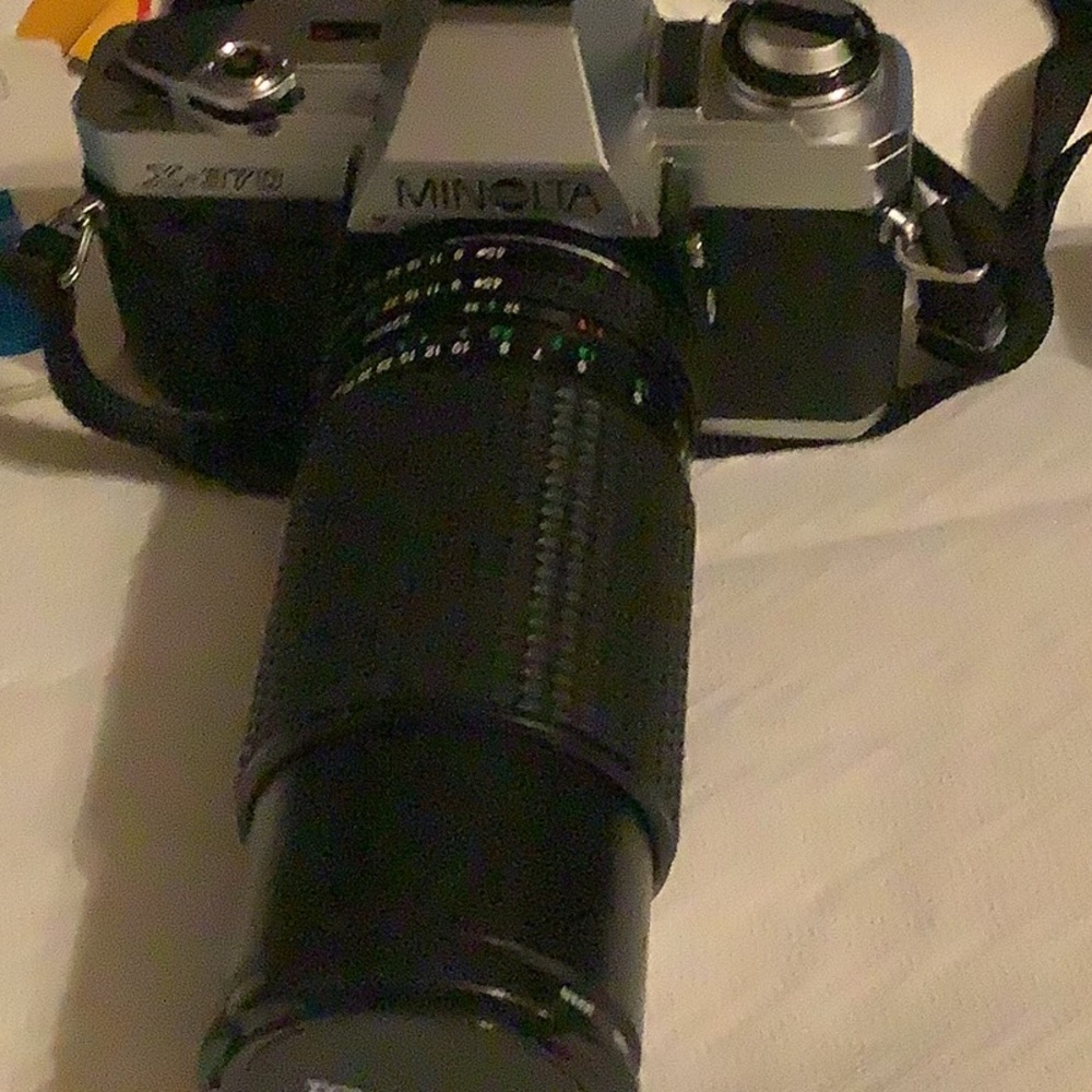 Minolta camera bundle - Picture 2 of 14
